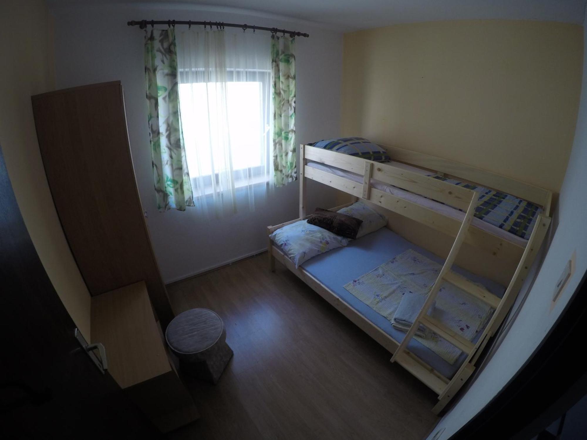 Peach Apartment'S Repic Bibinje Exteriör bild